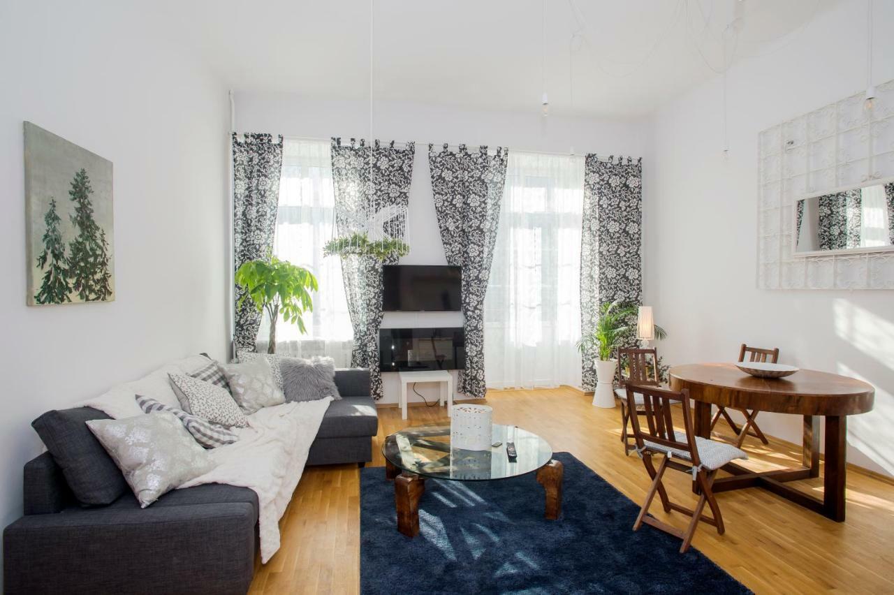 Apartamenty Nowy Swiat Warsaw Ngoại thất bức ảnh